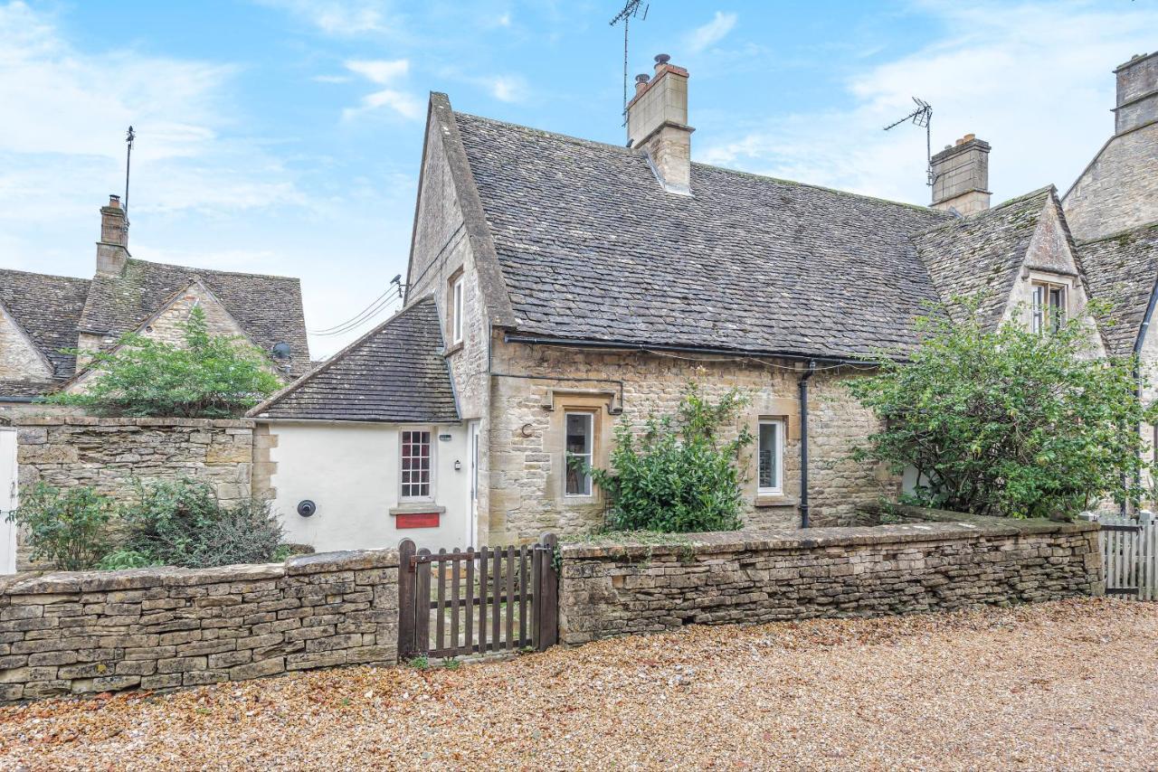 Church Farm Cottage 첼튼엄 외부 사진